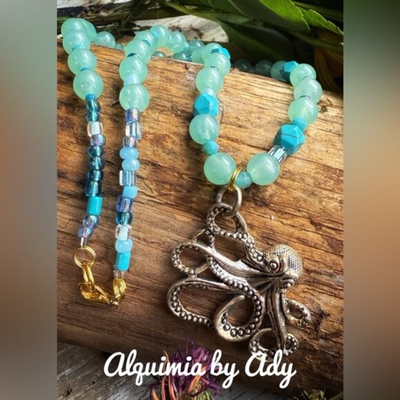 ALQUIMIA Jewelry - Blue crystal big pendant with turquoise necklace
